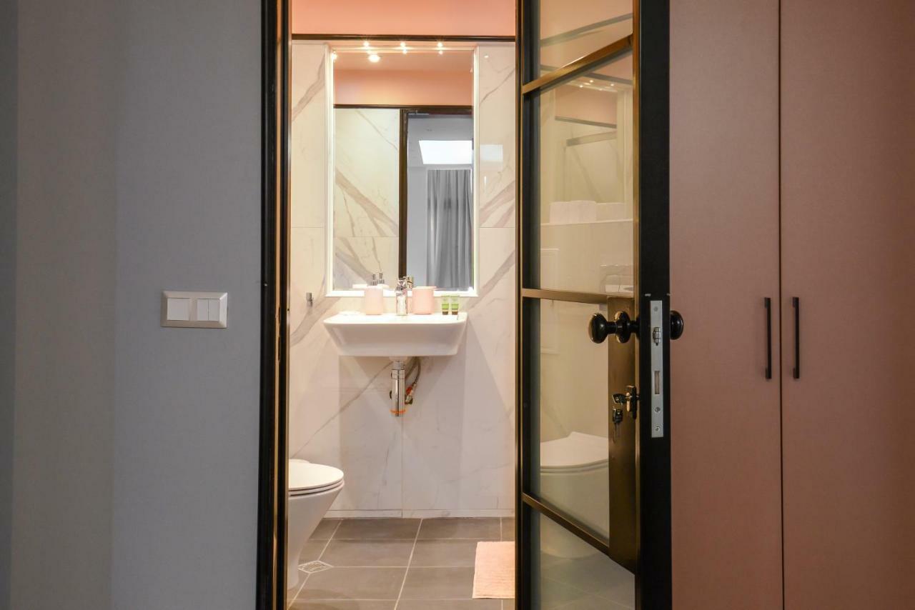 Rose One Bedroom Designer Apartment In City Centre By Flat Mаnager صوفيا المظهر الخارجي الصورة